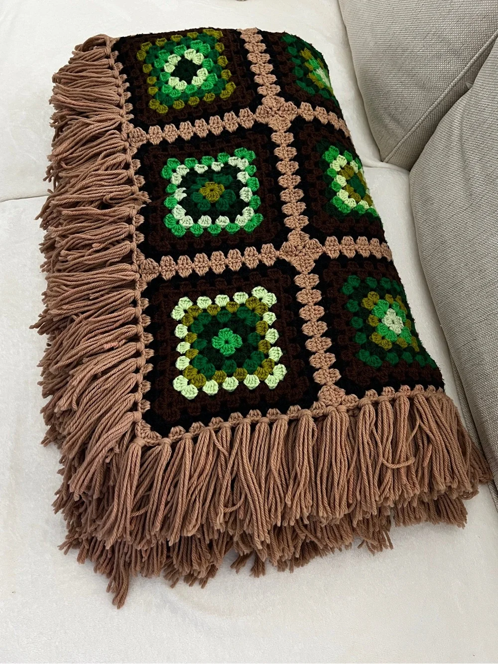Vintage Crochet Afghan Blanket With Fringe Quilt Granny Size 110